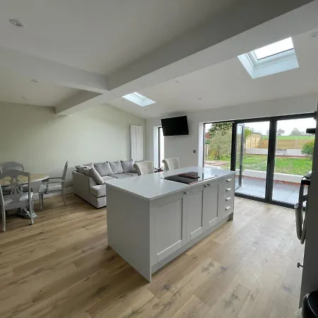 Newly Renovated 3 Bed Property - Countryside Views Dunstall Exterior photo