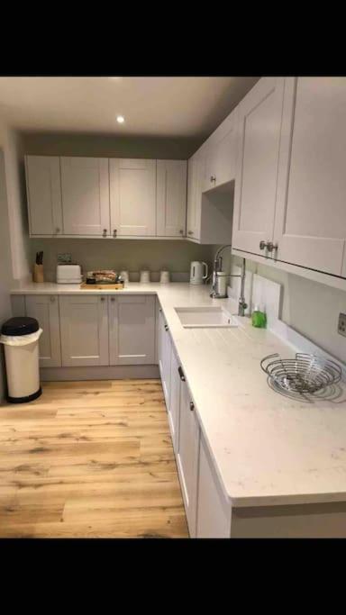 Newly Renovated 3 Bed - Countryside Views Dunstall