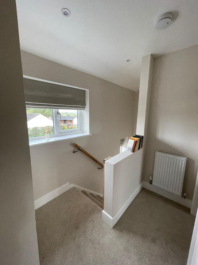 Newly Renovated 3 Bed - Countryside Views *