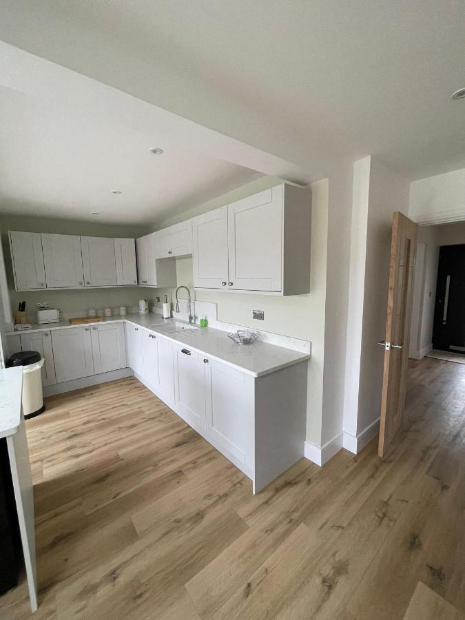 Holiday home Newly Renovated 3 Bed - Countryside Views *